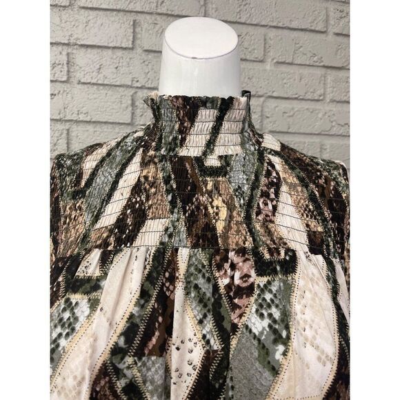 H&M Women Turtleneck Animal Print Patch Work Shift Dress Size 6 - Picture 7 of 10